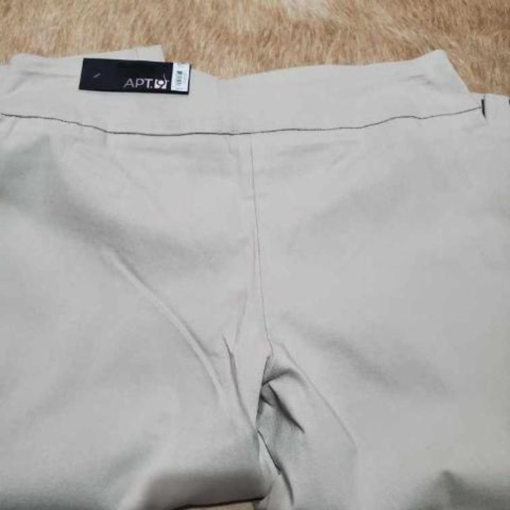 Capris - Picture 3 of 3